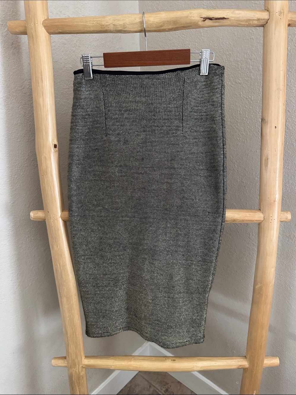 Topshop Gold & black Knit Pencil Skirt